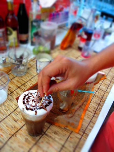 สอนทำเครื่องดื่มนมสดร้อน/เย็น/ปั่นการตุ๋นนมสด100%ชงกาแฟโบราณ