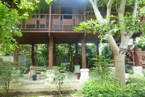 Beautiful house with private pool in land almost 4 Rai for sale, Saraphi Chiang Mai