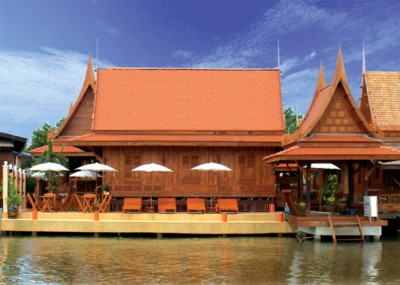 เรือนริมน้ำรีสอร์ท นนทบุรี รีสอรททรงไทยเดิม บรรยากาศธรรมชาติ