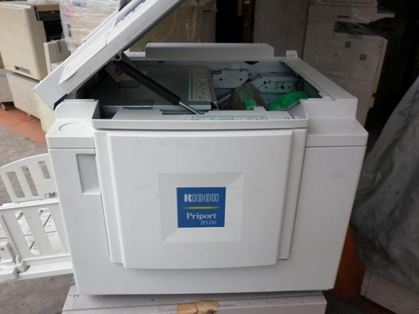 ขายเครื่องโรเนียวดิจิตอล RICOH เครื่องถ่ายเอกสารCannon