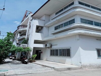 ����ç�ҹ�մ���ʵԡ�����������͹حҵ ç.4 ����ͧ�ѡ� ������Ԩ��