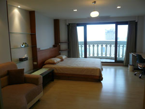 �͹���١�ҧ���ͧ ��������� State Tower Condominium ��� 39