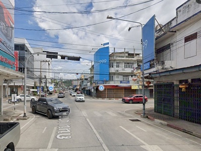 ให้เช่าอาคารพาณิชย์ 3 ชั้น 2 ห้องตีทะลุกัน ริมถนนไมตรีจิตต์