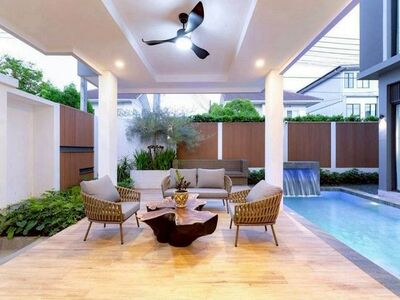 ให้เช่า 250,000 บาท Luxury Modern Pool Villa 3 ชั้น ดีไซน์โดดเด่น 11-05-2026