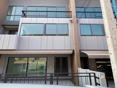 ให้เช่าทาวโฮม3ชั้นใกล้รถไฟฟ้าสายสีแดงอ่อน สถานีบางบำหรุ 13-05-2026
