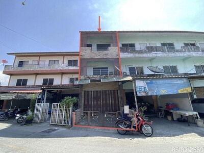 ขายอาคารพาณิชย์ 3 ชั้น เมืองชลบุรี ถนน เพชรบ้านสวน 21-05-2026