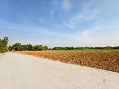 ที่ถมแล้ว ติดคอนกรีต มีท่อระบายน้ำ คลอง 5 คลองหลวง น้ำไฟ100วา 22-05-2026