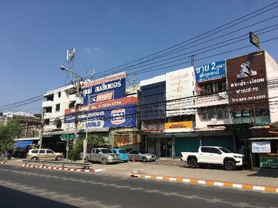 อาคารพาณิชย์ พหลโยธิน ซ.64 พื้นที่ 50 ตร.ว. 09-03-2026