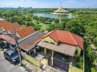 ประเวศ ใหญ่มาก 2คูหา ทาวน์เฮาส์ 3 นอน 2 เฉลิมพระเกียรติ ร.9 44-52 17-03-2026