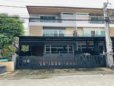 ให้เช่าทาวน์โฮม3ชั้น4นอนหมู่บ้านโพธิ์แก้วเพลสหลังมุม 20-03-2026