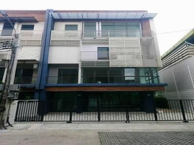 ให้เช่าโกดัง พร้อมออฟฟิศ ขนาด 440ตรม. รามคำแหง4 คลองตัน ใ 23-03-2026
