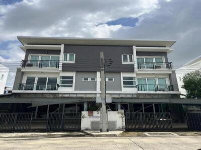 ขายบ้านเดี่ยวพูลวิลล่า พัทยา 166.7 ตร.ว. (3 น 3 น้ำ) 23-03-2026