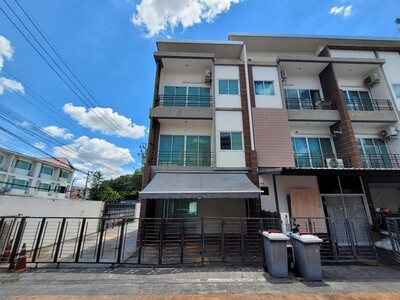 ขายทาวน์เฮ้าส์ โครงการ กานต์ศิริ นวลจันทร์ 48 เขตบึงกุ่ม กรุงเท 24-03-2026