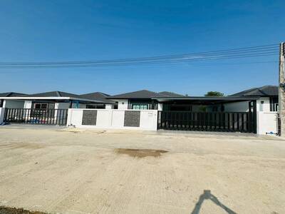 วัดเอี่ยมประชามิตร 40 WashXpress วัดใหญ่ ทาวน์เฮ้าส์ 2 ชั้น 3 นอน 25-03-2026