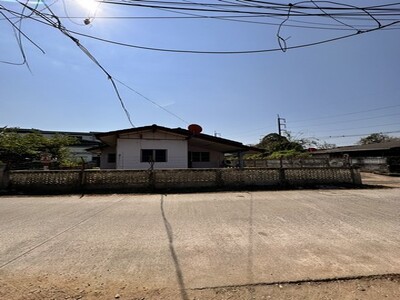 ขายบ้านพร้อมที่ดิน ทำเลทอง ซอยโครงการฟ้าไทย ใกล้มห 09-06-2026