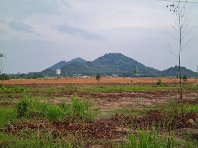 สระว่ายน้ำพรีเมียม บ้านหรู 3 ชั้น 4นอน เซ็นทรัลลาดพร้าว ห้าแยก 29-03-2026