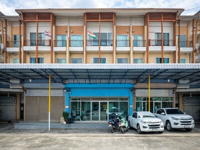 ทาวน์เฮาส์หลังริม 3นอน บิ๊กซี คลองสาม380ม. ตลาดเจริญผล100ม. 30ตร 29-03-2026