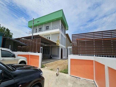 ขายโกดังสร้างใหม่พร้อมผู้เช่าเนื้อที่ 1 ไร่ คลองสาม คลองหลวง ปทุม 30-03-2026