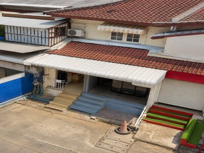 ให้เช่าโกดัง ซอยพัฒนาการ 25 รถใหญ่เข้า-ออกได้ ใกล้ APLหัวหมาก 02-04-2026