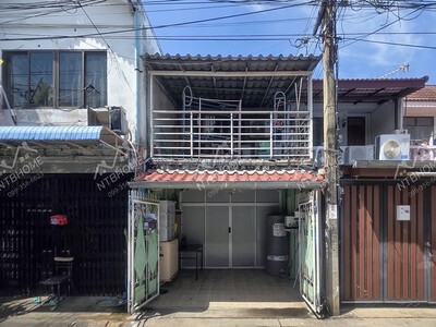 รอยัลลาดกระบังกอล์ฟ ทาวน์โฮม 3 ชั้น 3-4นอน ARL ลาดกระบัง 900 ม. 06-04-2026