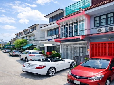 ถ.ยานนาวา ถ.สาธุ45-55 เซนทรัล พระราม3 1.4กม. เทอร์มินอล21 3.3 กม 07-04-2026