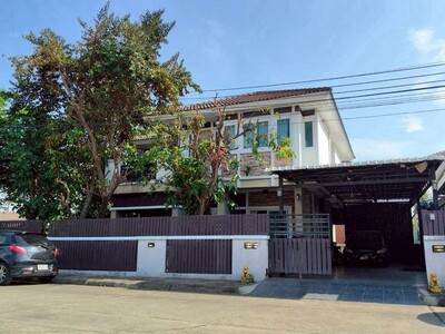 ตลาดหมู่บ้านบัวทอง หลังมุม 2-3นอน ถ. บ้านกล้วย-ไทรน้อย ตลาดมณวด 09-04-2026