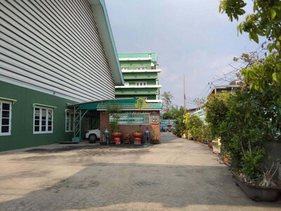 ให้เช่าโรงงาน ขนาดพื้นที่ 1.3 ไร่ มีใบ รง. 4 อ.พนัสนิคม จ.ชลบุ 11-04-2026