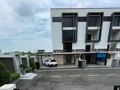 ����������Ϳ��� 4 ��� 305 ��.�. ��� �������� ��ͧ��� �.����Թ� 12-04-2026