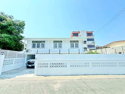 ��� �ԨԷ�� ���� 900 �. ��ҹ 2 ��� 3-4�͹ 2 ���  BTS �ش��آ 90 19-04-2026