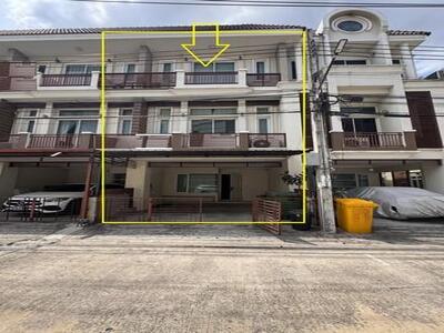 ��·�ǹ���� 3 ��� Premium place �.�ؤ�����ʴ�� 38 ������º��ǹ 23-04-2026