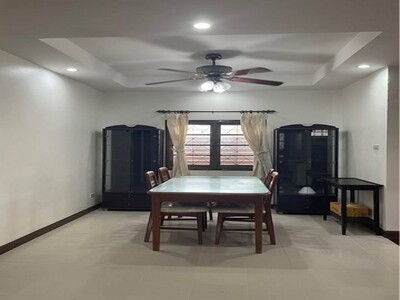 �����Һ�ҹ��������ö俿�����������ͧ mrt ���¢�ҧ ����Ҵ�����8 23-04-2026