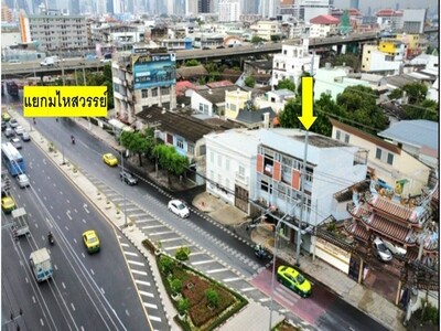 ขายที่ดิน พร้อมบ้าน ตึกแถว ถนนสมเด็จพระเจ้าตากสิน บิ๊กซีดาวคะนอง 01-07-2026