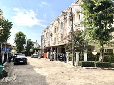 ให้เช่าบ้านเดี่ยว เนื้อที่ 500ตร.ว.12ห้องนอน ใกล้ BTS อารีย์ ทางอ 29-04-2026