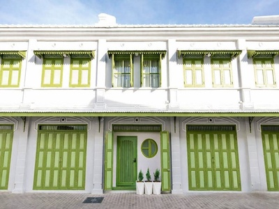 ����µ�� 2��� 180��. �� Airbnb �����Ҫ 2�͹  �Ҥ�þҳԪ�� 2.5��� 01-05-2026