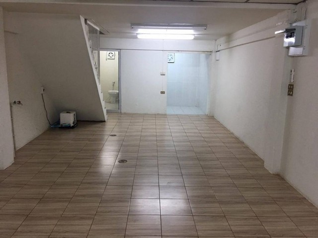 Commercial building 5 story for rent,Lane Silom 30