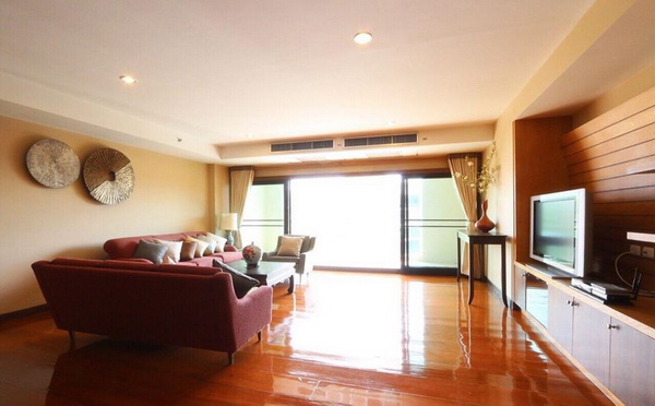 FOR RENT NATURAL PLACE SUITE RAMA 4 2 BEDS 45,000