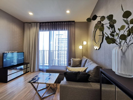 FOR RENT THE BASE GARDEN RAMA 9 2 BEDROOMS 26,000