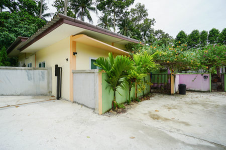 FOR SALE LAND AND 4 HOUSE IN LAMAI