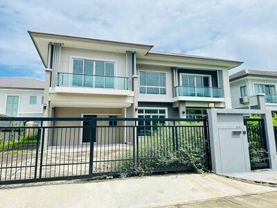 ��º�ҹ�������ç��� The URBANO