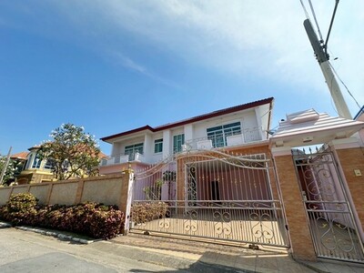 ҧ͹3 4 ǹ Ե㹺ҹ Ҥʹ 2 Pool Villa