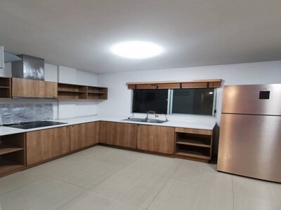 �ŵ�� �Ե�� �ҧ��� 750 �. ����Ϳ��� 3 ��� ���ҧ 8.5 �. ෾��ѡ��