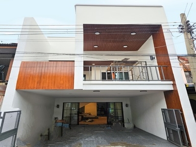 บ้านใหม่ กิ่งแก้ว29-41 หลังริม ลาดกระบัง ให้เช่าทาวน์โฮม 2 ชั้น
